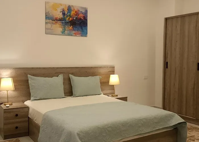 Stylish 2br On Corniche *